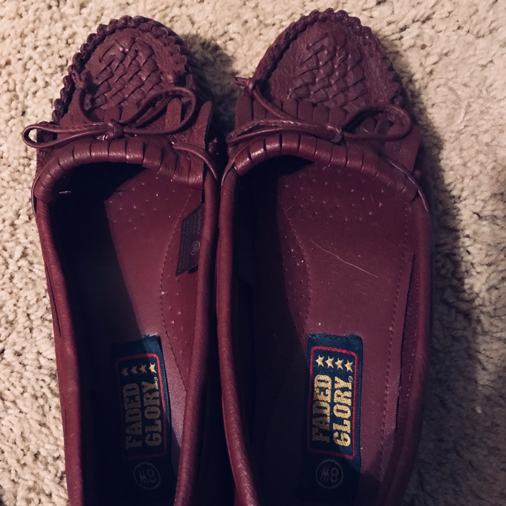 Faded glory loafers burgundy colored